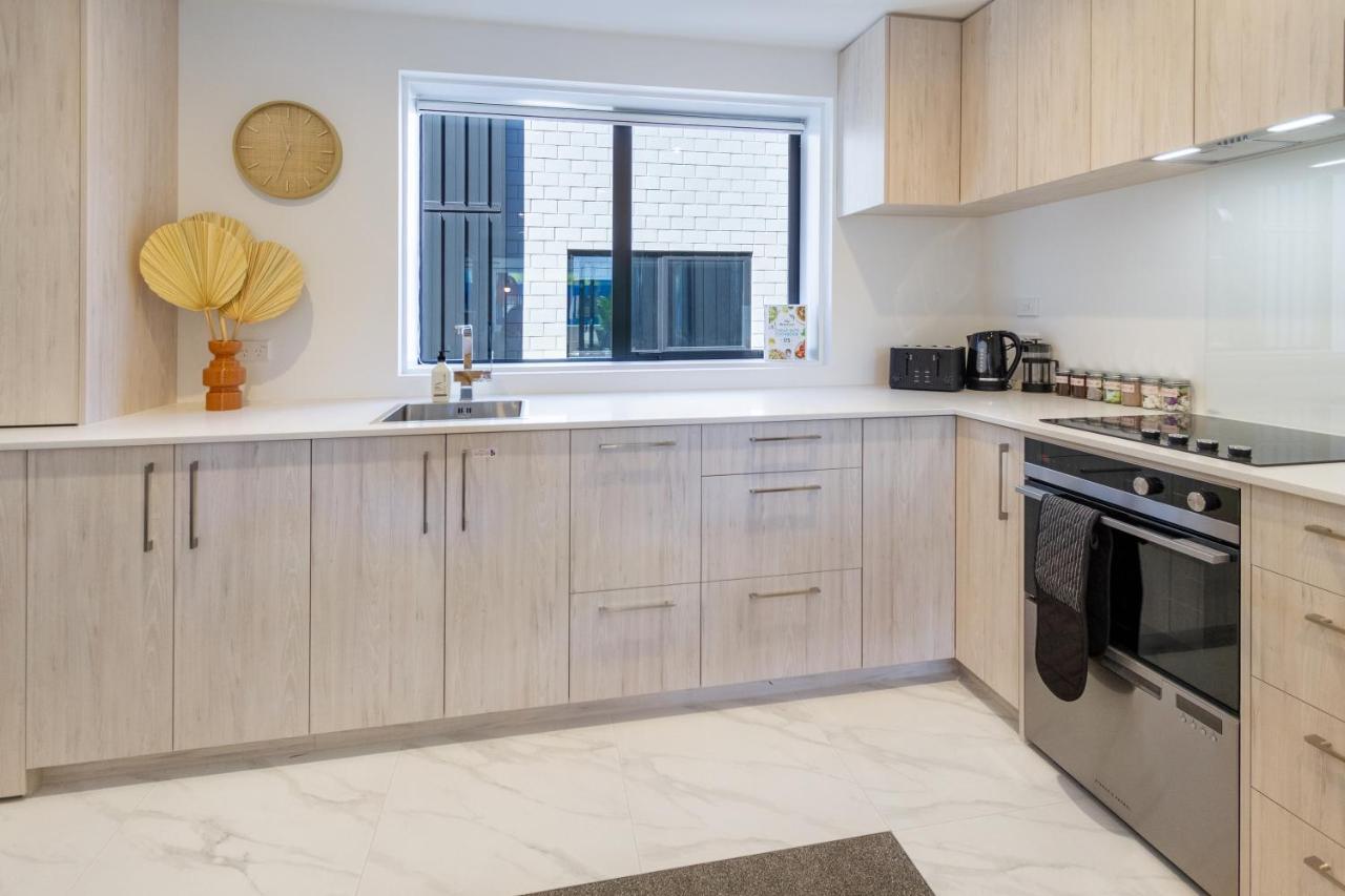 Central Sunny Perch 2 Bed 1 Bath Daire Christchurch Dış mekan fotoğraf
