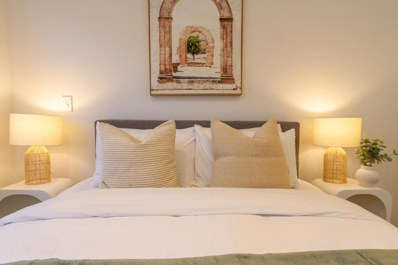 Central Sunny Perch 2 Bed 1 Bath Daire Christchurch Dış mekan fotoğraf